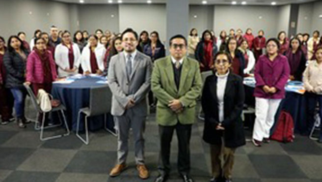 Foto 3 Profesionales de obstetricia se capacitaron sobre el cuidado de la salud mental de las gestantes