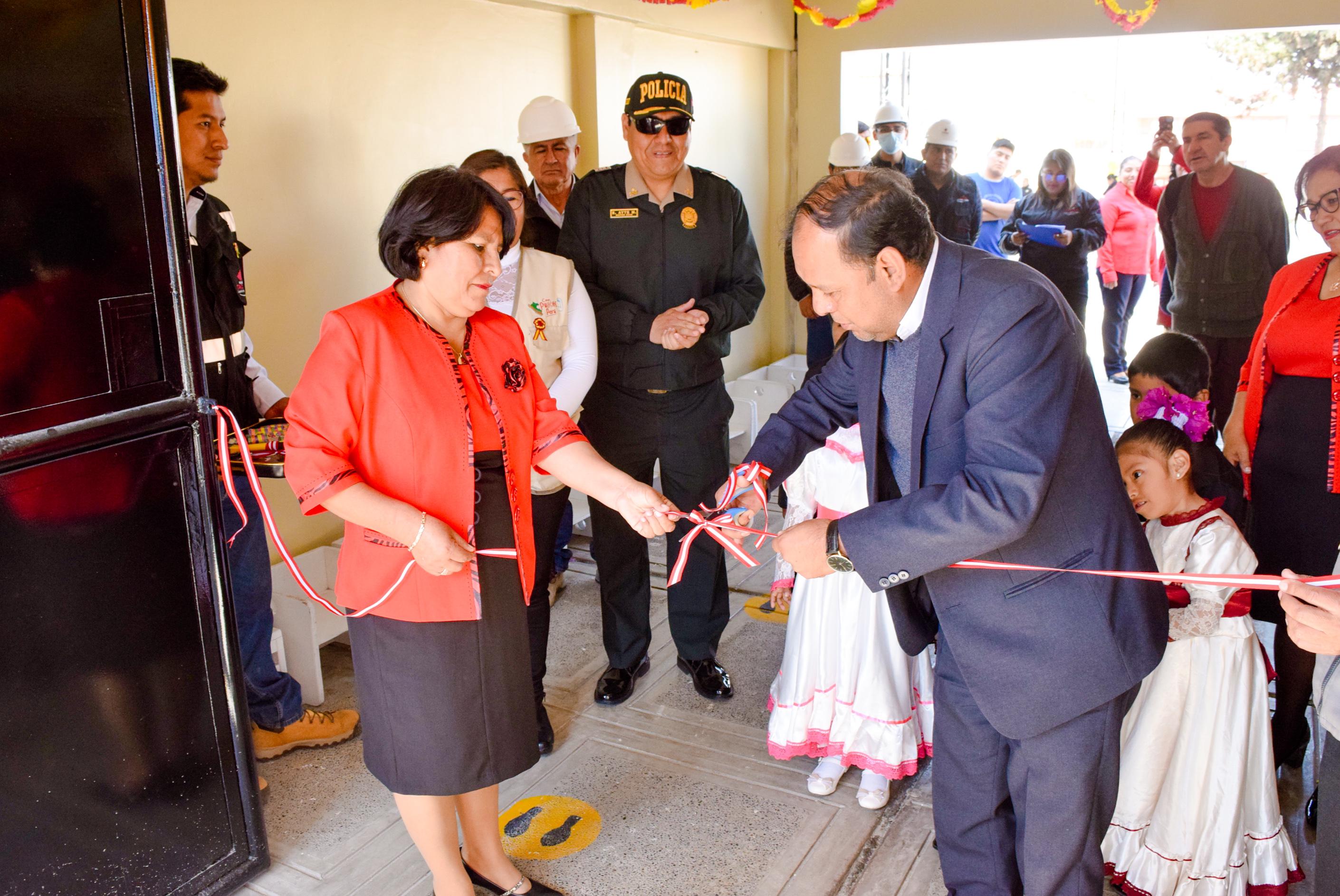 Entregan renovada I.E.I. Nilda Rejas Chambilla en Ciudad Nueva