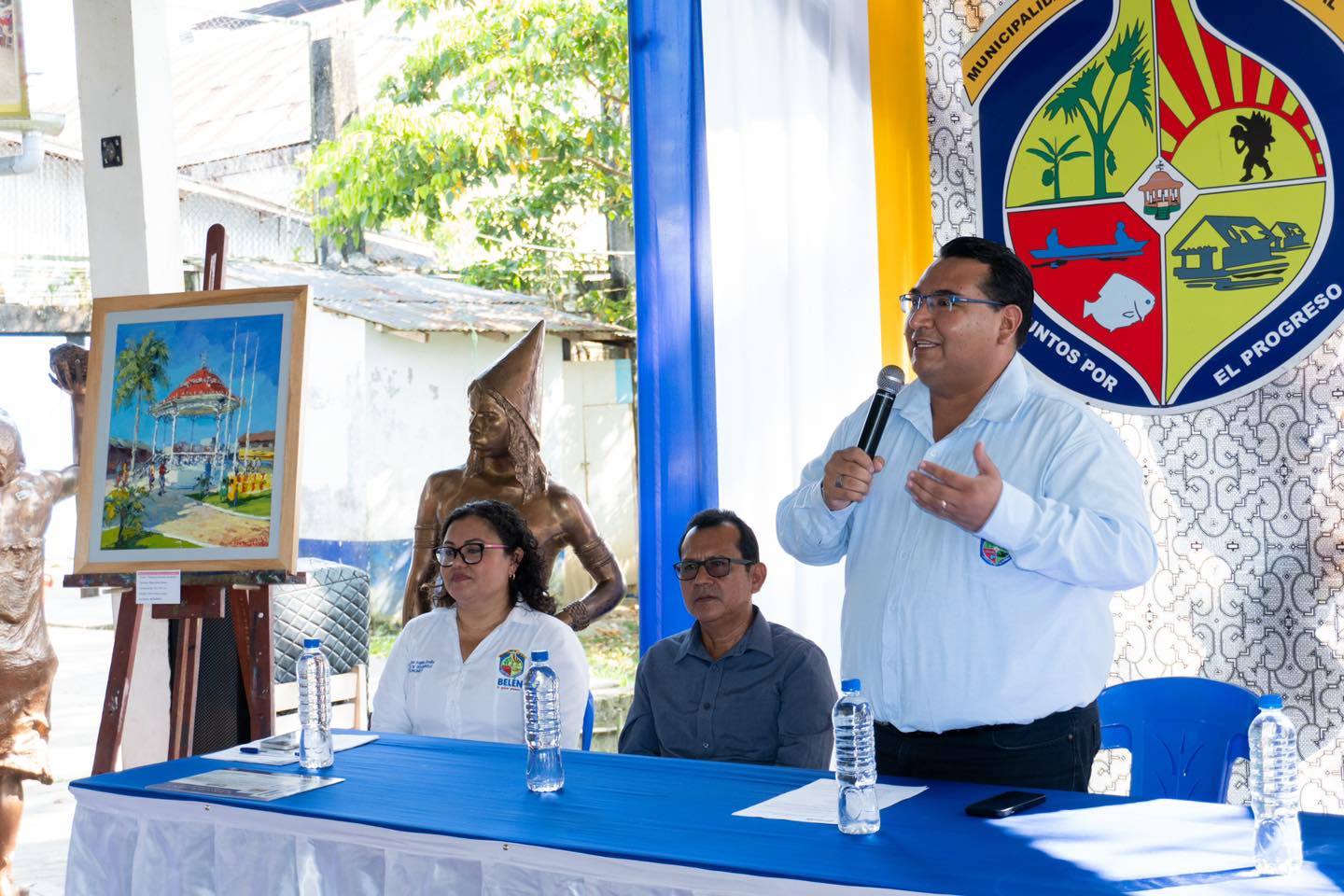 Inicio del Primer expo Arte "Belรฉn paraรญso de colores, por sus artistas"