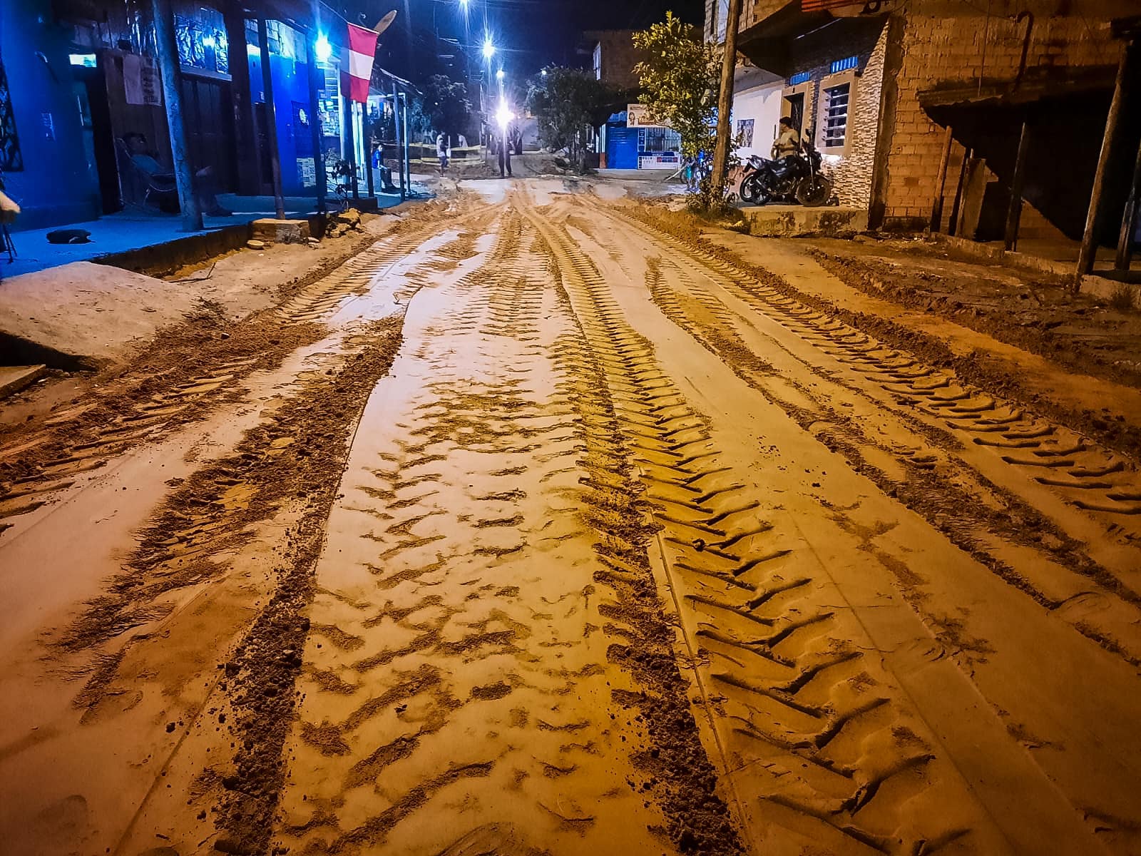 continúa con los trabajos de mejoramiento en la Calle 9 de Julio