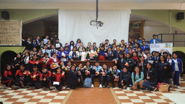 foto de estudiantes en evento