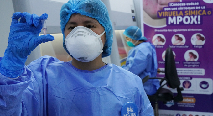 EsSalud refuerza vigilancia sanitaria y servicios ante alerta por Viruela Símica (Mpox)