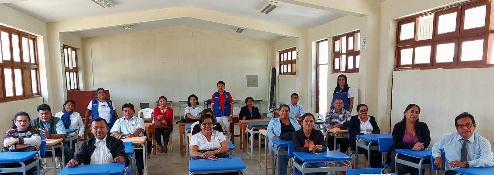 UGEL Piura Fomenta el trabajo comunitario