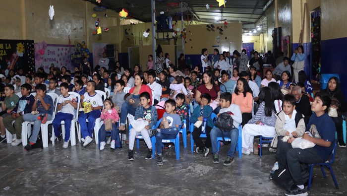 Cine en tu Barrio