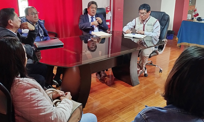 Alcalde de Aucallama sostiene reunión de trabajo con dirigentes de Palpa