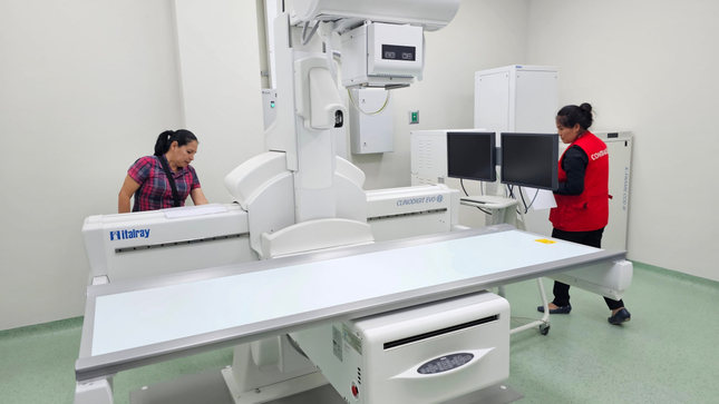 Ayacucho.- La Contraloría General alertó que los ascensores y equipos biomédicos del Hospital Regional de Ayacucho “Miguel Ángel Llerena” se encuentran inoperativos, lo que pone en riesgo la calidad y oportunidad de uso de los servicios brindados.