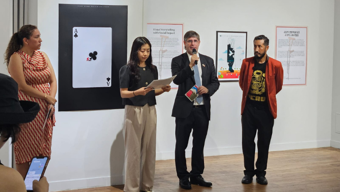 Embajada del Perú en República de Corea inaugura exposición de diseñador nacional Ciro Palomino