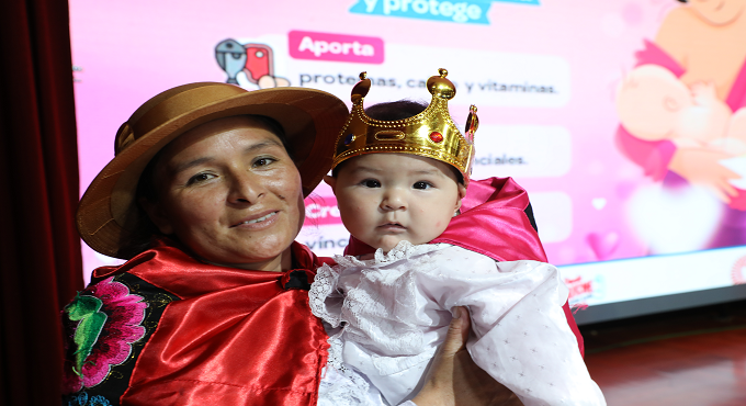 EsSalud realiza concurso del “Rey y Reina mamoncitos” en la Semana de la Lactancia Materna