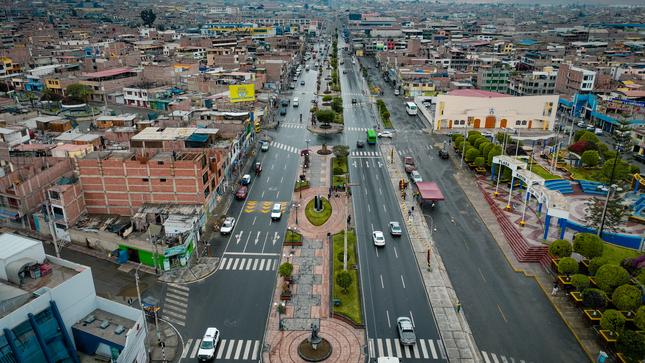 Inauguran 15 kilómetros de la Av. Jorge Basadre 