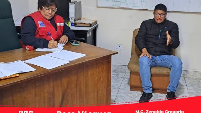 Equipo de Ingenieros de la Gerencia Regional de Desarrollo Social inspeccionan el Centro de Salud de Mala.
