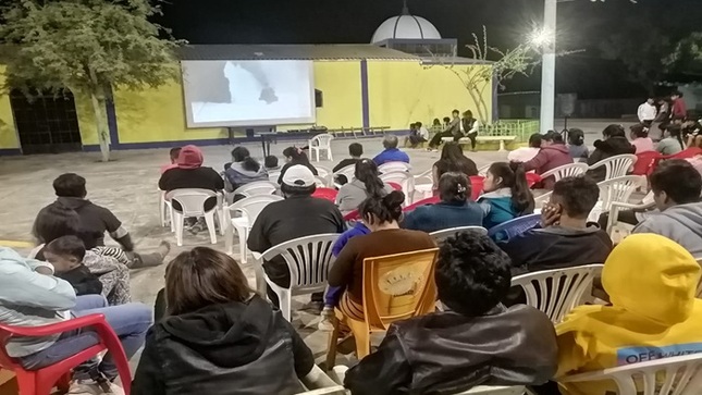Cine en tu Barrio 