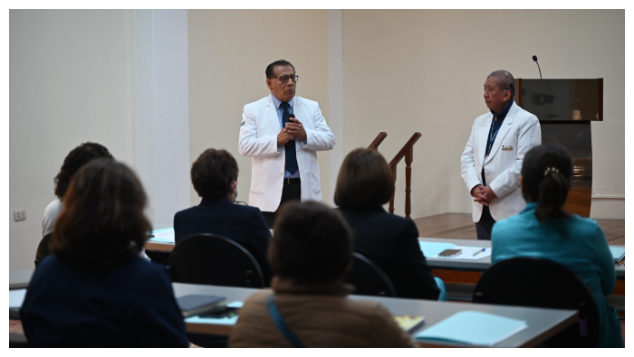 El director general del INSN, Dr. Carlos Urbano Durand, acudió al curso y resaltó el papel importante que cumplirá cada uno de los participantes para la Autoevaluación del Instituto y así lograr la Acreditación.