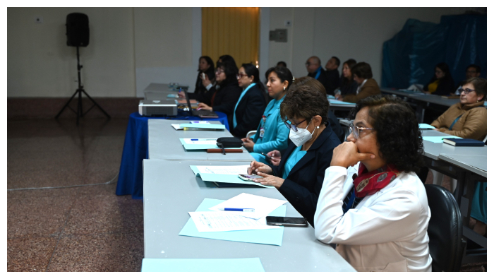El director general del INSN, Dr. Carlos Urbano Durand, acudió al curso y resaltó el papel importante que cumplirá cada uno de los participantes para la Autoevaluación del Instituto y así lograr la Acreditación.