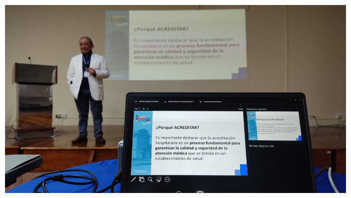 El director general del INSN, Dr. Carlos Urbano Durand, acudió al curso y resaltó el papel importante que cumplirá cada uno de los participantes para la Autoevaluación del Instituto y así lograr la Acreditación.