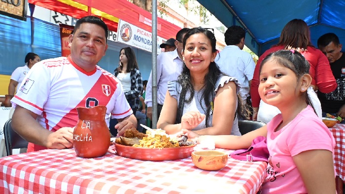 Comensales