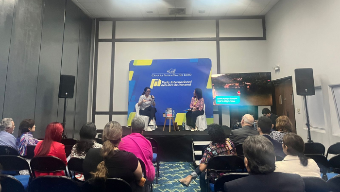 Escritora peruana presenta su libro “Vida Animal” en la Feria Internacional del Libro de Panamá 2024