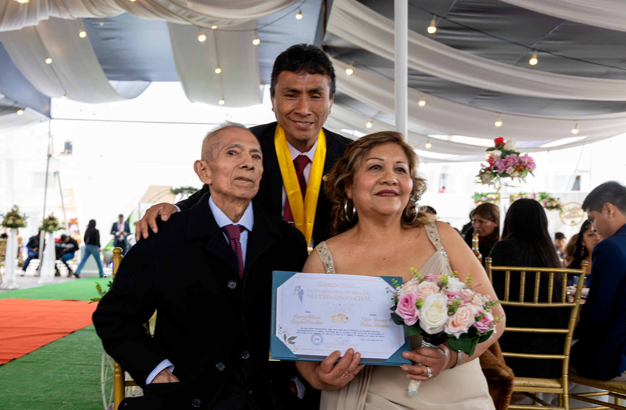 Veinticuatro parejas dijeron “si acepto” en el Matrimonio Civil Comunitario - Chilca 2024.