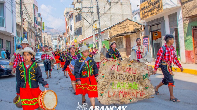 💃🕺¡Vibrante Jornada Cultural! En El 2do Concurso De Danzas Folclóricas Interpromos "Apu Yachacuq Tusuynin" 2024.  