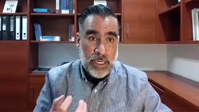 Sobre el régimen multilateral de comercio (OMC) y su impacto en nuestra economía expuso el vicedecano de la Facultad de Derecho de la Universidad del Pacífico, Humberto Zúñiga