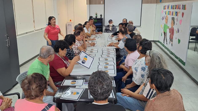 Día Nacional del Adulto Mayor: Eres pensionista de la ONP ¿Sabías que te ofrece cursos gratuitos?