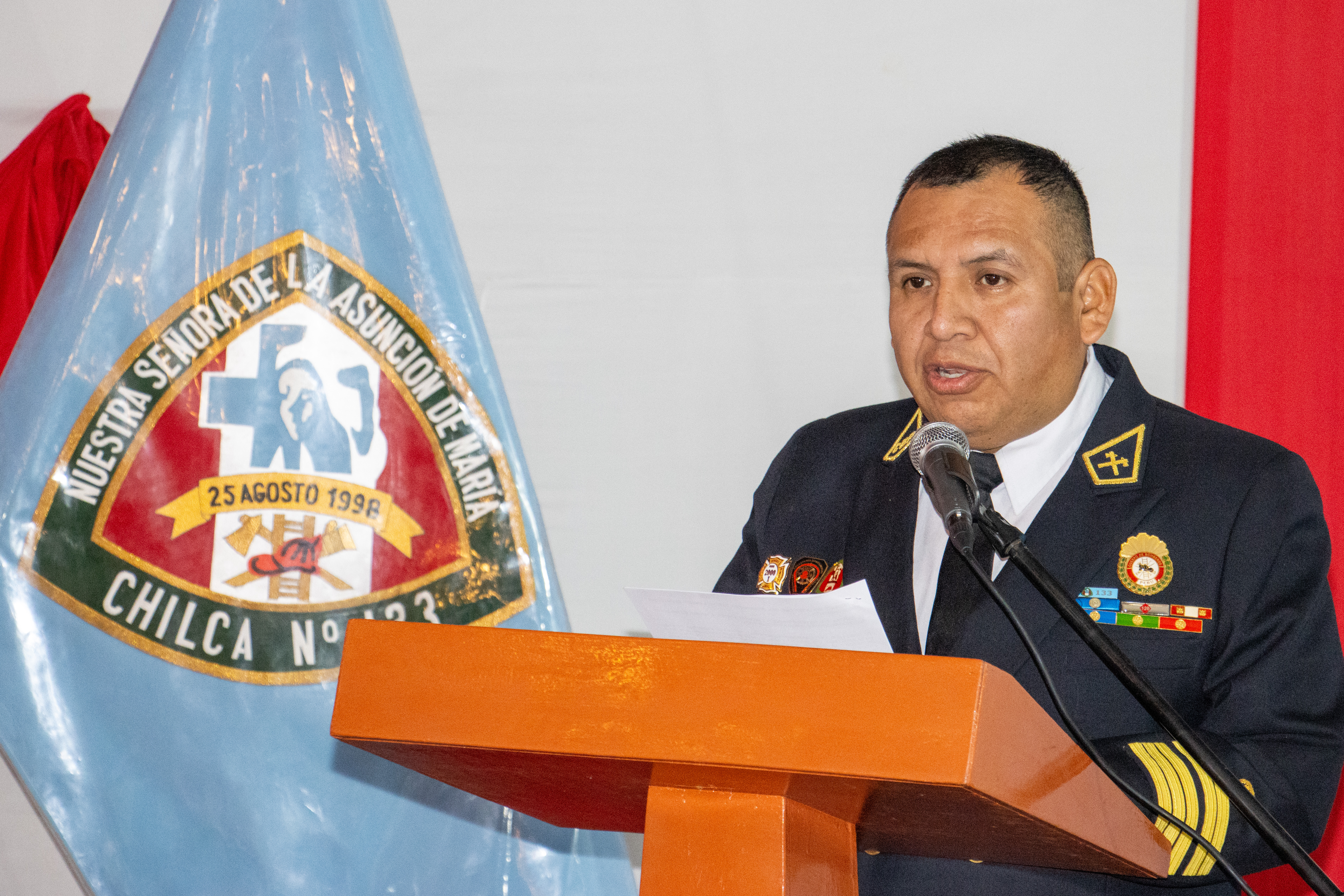Alcalde Félix Choquehuanca participó del 26 Aniversario de la Compañía de Bomberos ‘Nuestra Señora de la Asunción de María’.