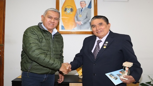 Alcalde Fernando Cárdenas inicia reuniones con el rector de la UNJFSC para crear una filial en Huaral 