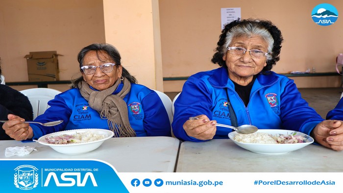 Nos complace en informa que nuestros adultos mayores, integrantes del Centro Integral del Adulto Mayor (CIAM) de la sede Capilla de Asia participaron de un compartir, gracias a la gestión de nuestro alcalde Isaias Alcántara.
#MunicipalidadDistritalDeAsia
#PorelDesarrollodeAsia
#IsaiasAlcantaraAlcaldedeAsia
