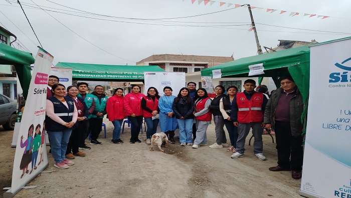 Tercera Feria Multiservicios "Familias libres de violencia y tiernamente protegidos" se realizó en el C.P. Túpac Amaru