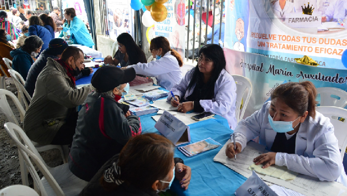 Día Nacional de la Persona Adulto Mayor, feria de la salud