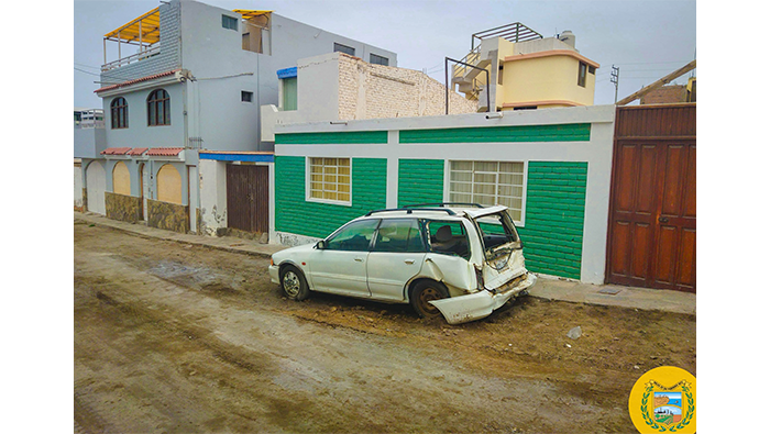 Evita multas por dejar en la vía pública materiales de construcción, vehículos, chatarras que obstruyan el libre tránsito