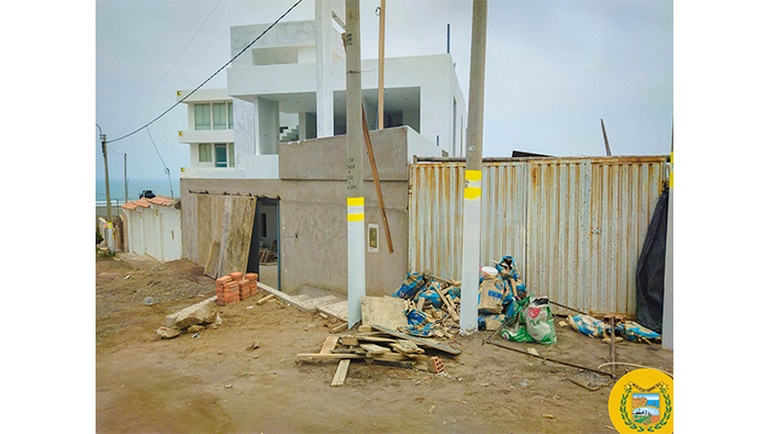 Evita multas por dejar en la vía pública materiales de construcción, vehículos, chatarras que obstruyan el libre tránsito