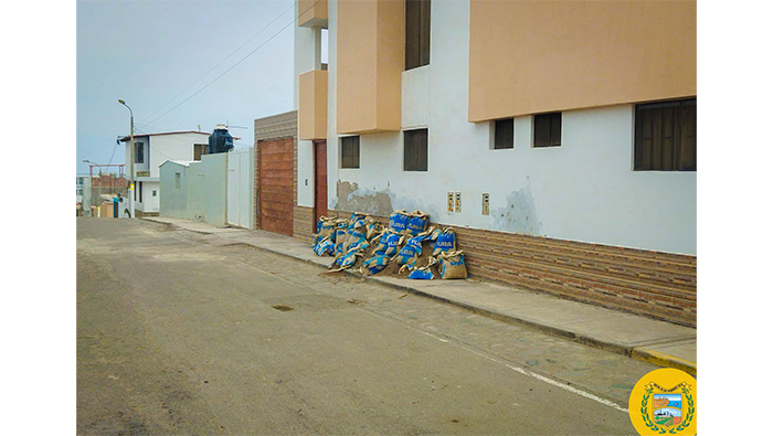 Evita multas por dejar en la vía pública materiales de construcción, vehículos, chatarras que obstruyan el libre tránsito