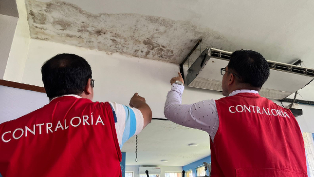 Loreto.- La Contraloría General evidenció deficiencias en la infraestructura del departamento de medicina física y rehabilitación del Hospital Regional de Loreto “Felipe Santiago Arriola Iglesias”, situación que pondría en riesgo la seguridad e integridad física de los cientos de pacientes que son atendidos a diario en el mencionado establecimiento de salud. 