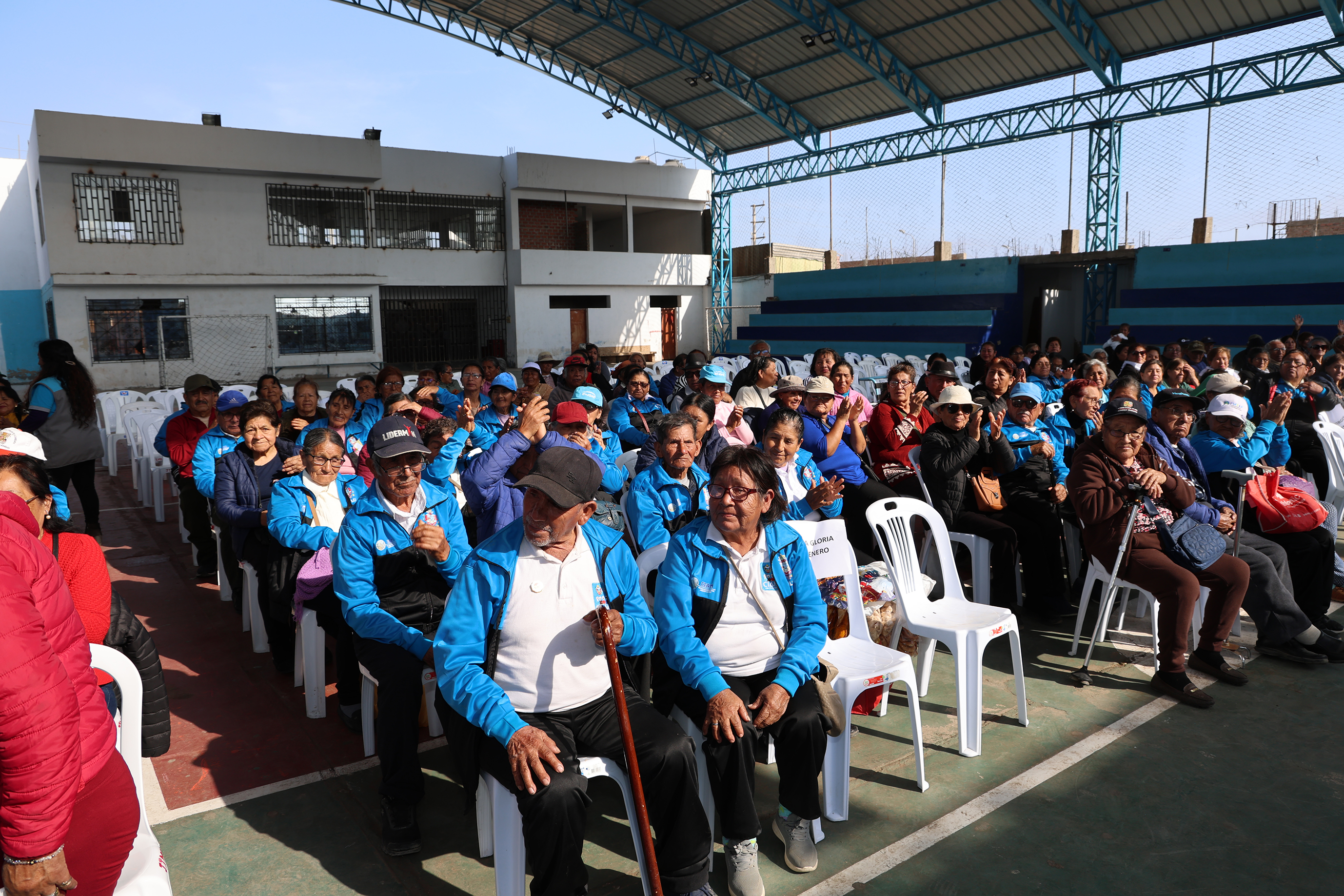 Adultos mayores del CIAM Chilca celebraron en su día.