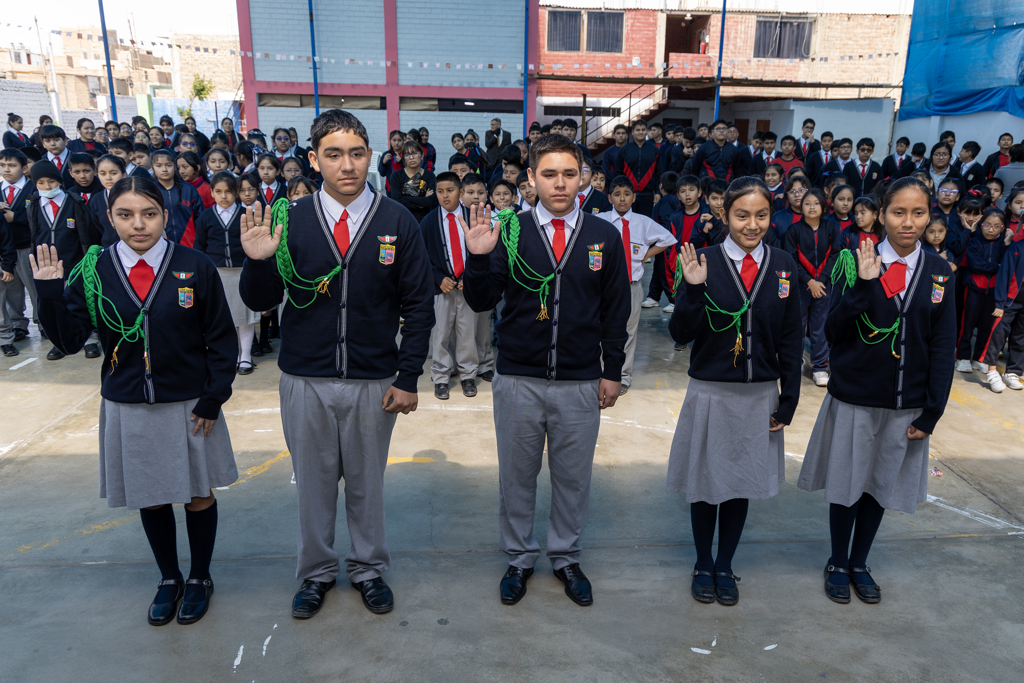Alumnos del ‘Mater Admirabilis’ juramentan como ‘Policías escolares ecológicos’ .