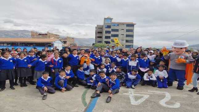 Talleres de seguridad vial siguen llegando a más colegios de Huaraz
