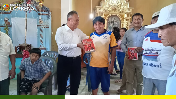 Entrega de Biblias