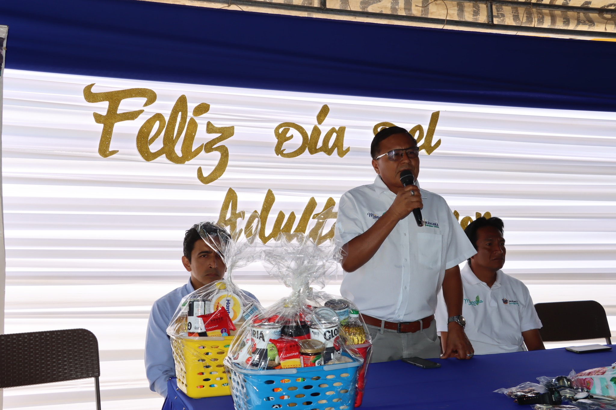 Con mucha algarabía la Municipalidad Distrital de Máncora, celebro el día del Adulto Mayor
