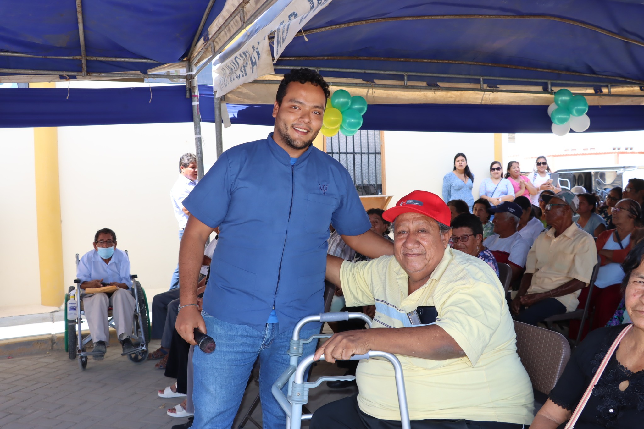 Con mucha algarabía la Municipalidad Distrital de Máncora, celebro el día del Adulto Mayor