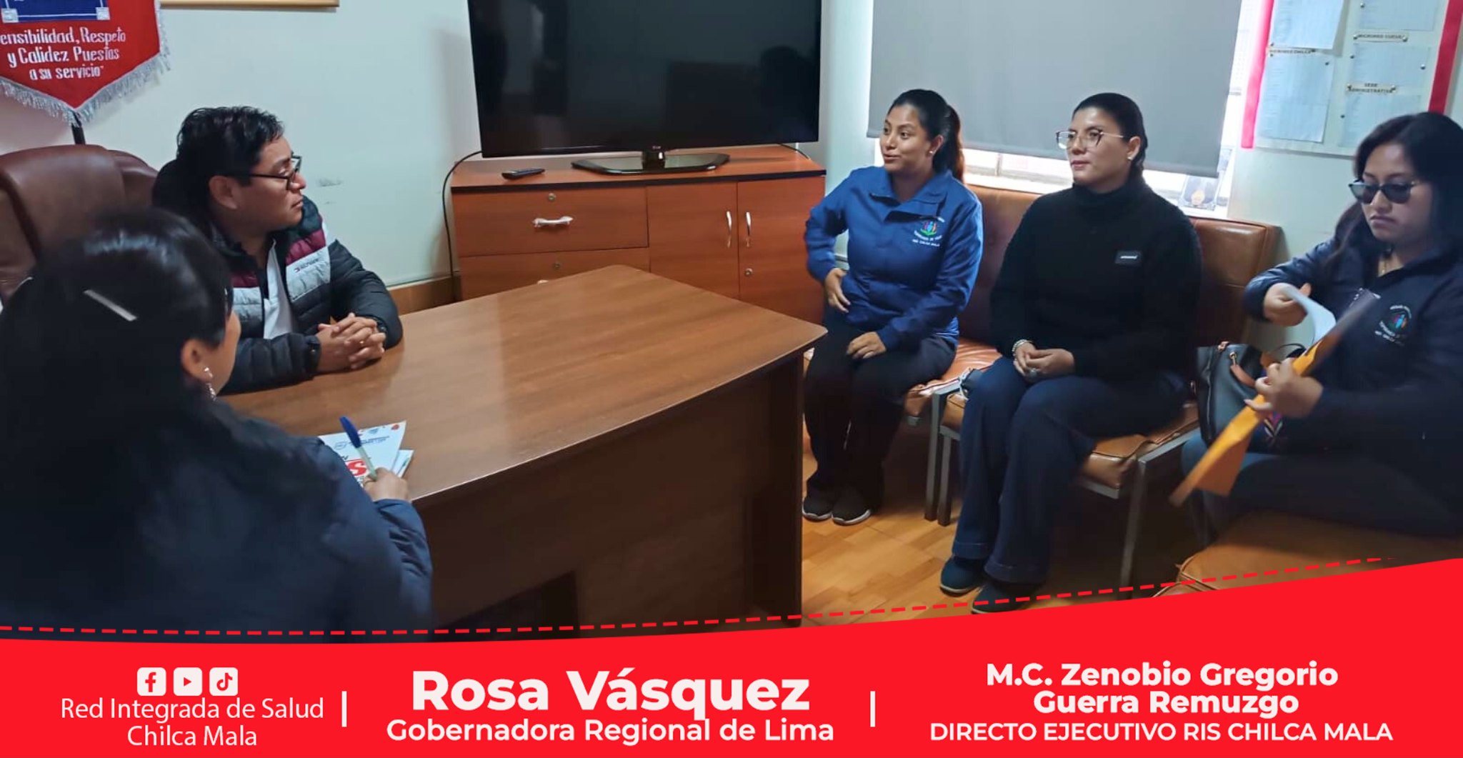 Director Ejecutivo se reúne con personal del Hogar Protegido "Esperanza de Vida"