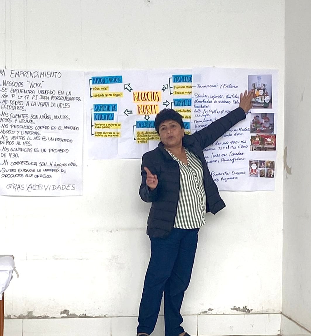 expositora del encuentro de mujeres emprendedoras