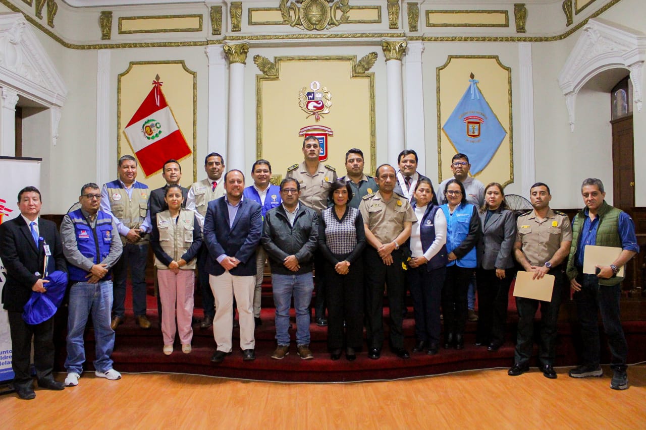 asistentes en Reunión de COPROSEC