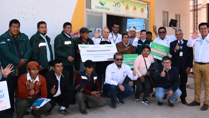 Gobierno impulsa el desarrollo del sector cafetalero en Puno con crédito por S/ 4 millones