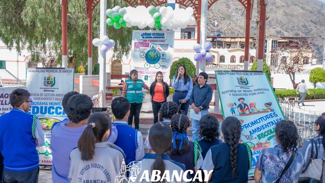  Lanzamiento Del Primer Concurso Intercolegial De Reciclaje "Eco-Reto" 