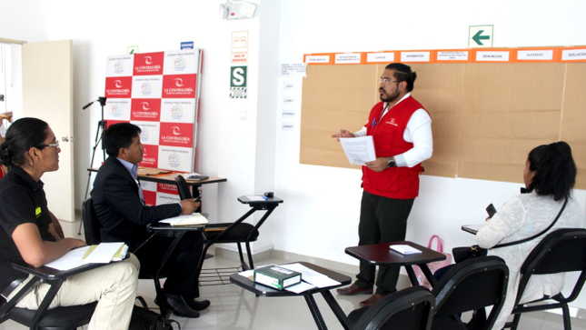 Lambayeque. – La Contraloría General, a través del programa Auditores Juveniles, realizará una capacitación gratuita dirigida a directores y docentes de educación secundaria de la región Lambayeque y de todo el país. La asistencia técnica, titulada "Fortalecimiento de la integridad y lucha contra la corrupción desde las instituciones educativas", se llevará a cabo en forma virtual y será auto instructiva, desde el 2 de septiembre hasta el próximo 31 de octubre, por un periodo de dos meses.