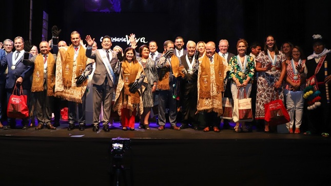 Puno y Candelaria sellan por primera vez un hermanamiento intercontinental con la bendición de la Virgen de la Candelaria