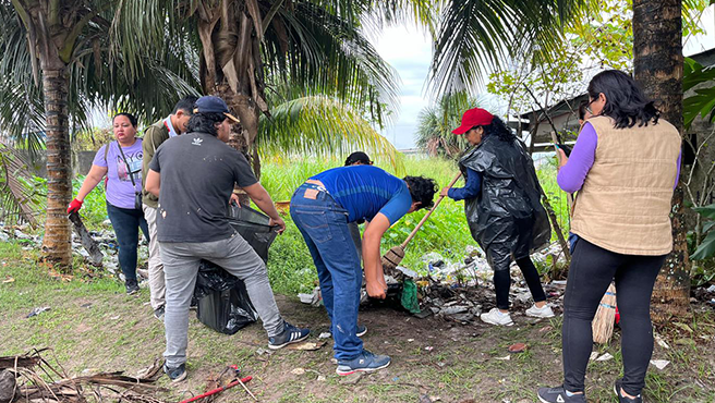 Maynas Limpiando la Ciudad