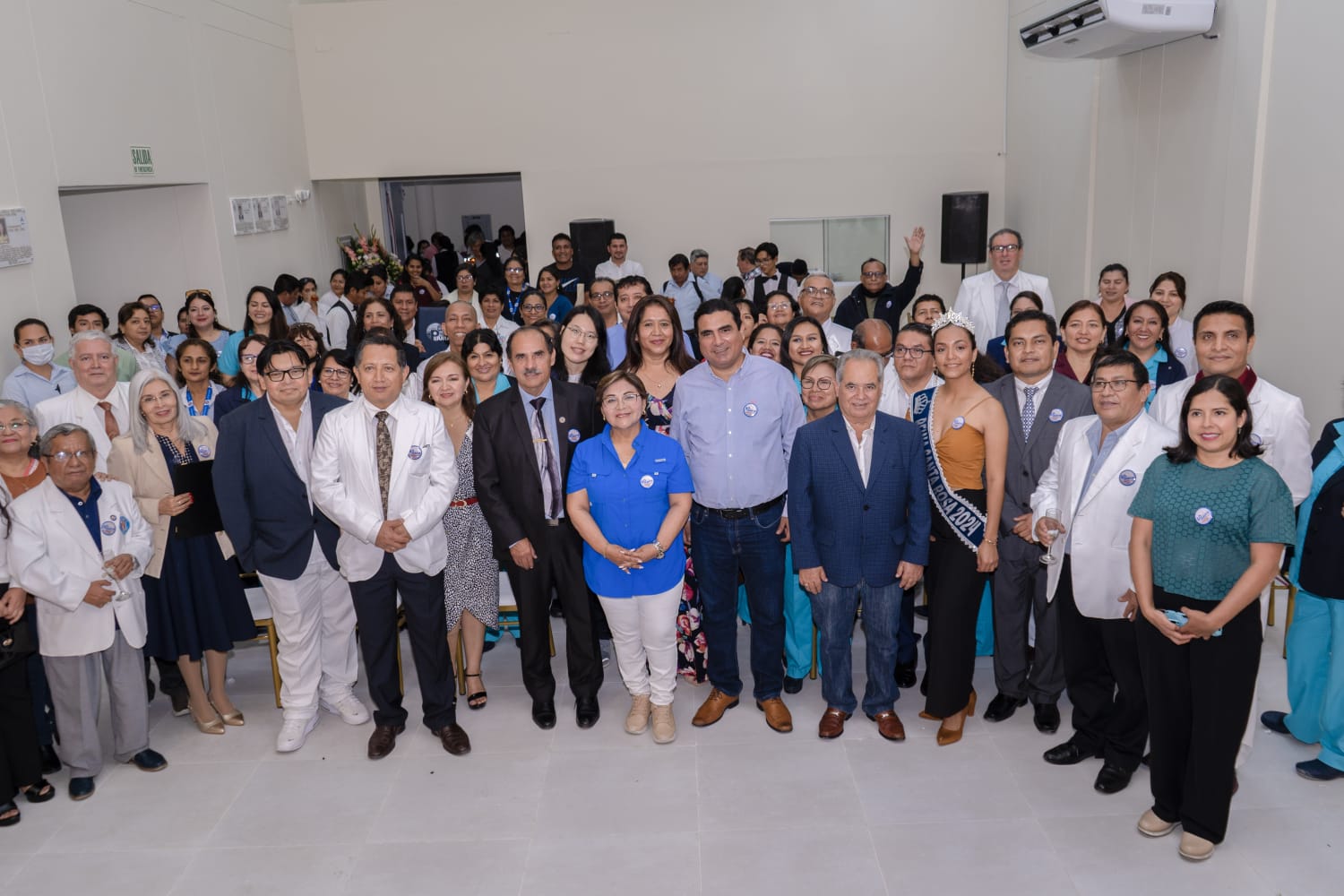 Gobernador inaugura remodelación de ambientes y equipamiento del Hospital Santa Rosa