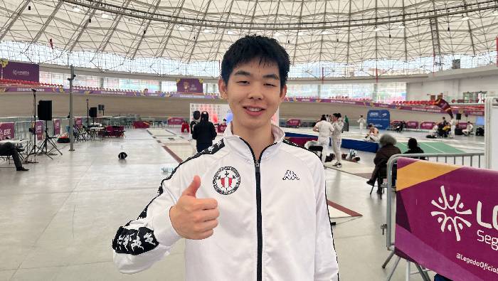 • Renzo Fukuda, integrante del Programa de Apoyo al Deportista (PAD) del IPD, logró presea dorada en la modalidad florete.