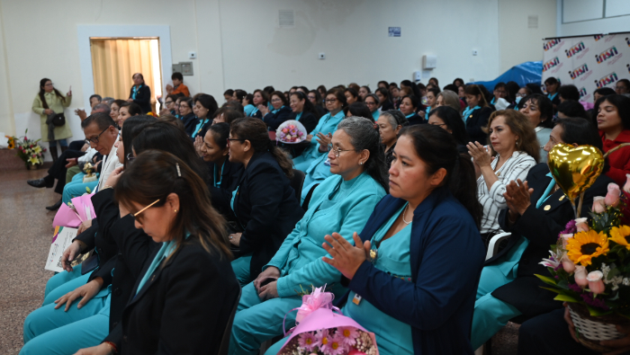 El director general, Dr. Carlos Urbano, destacó la labor de las enfermeras por su gran entrega y profesionalismo que ayudan en la recuperación de los pequeños pacientes.